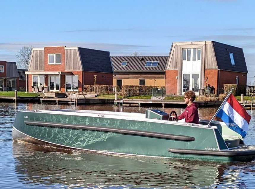 E-tender 600 elektrische sloep  mieten